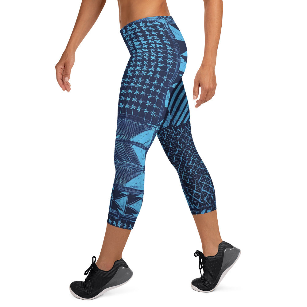 Black And Turquoise Shapes Adire Capri Leggings