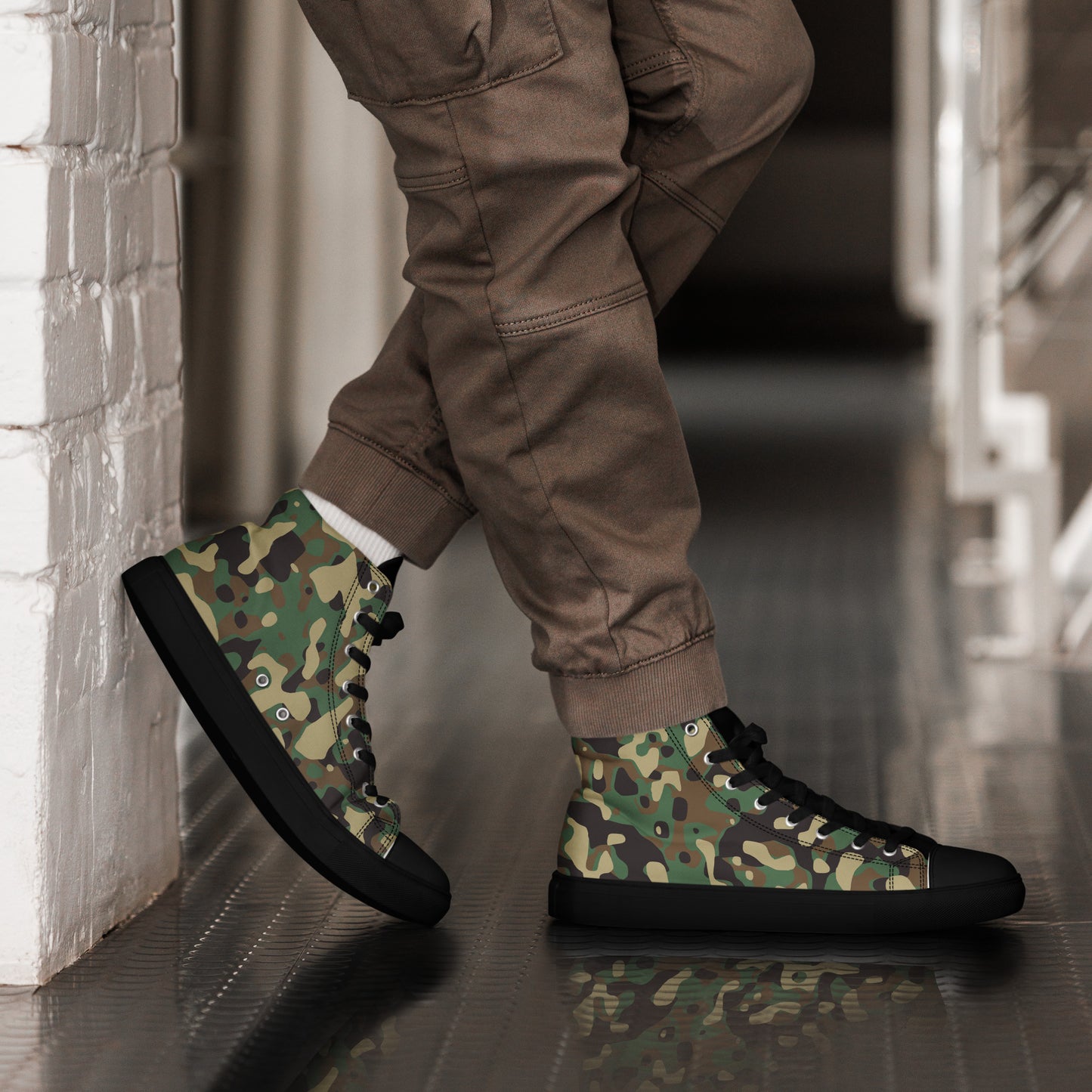 Army Men’s high top canvas shoes