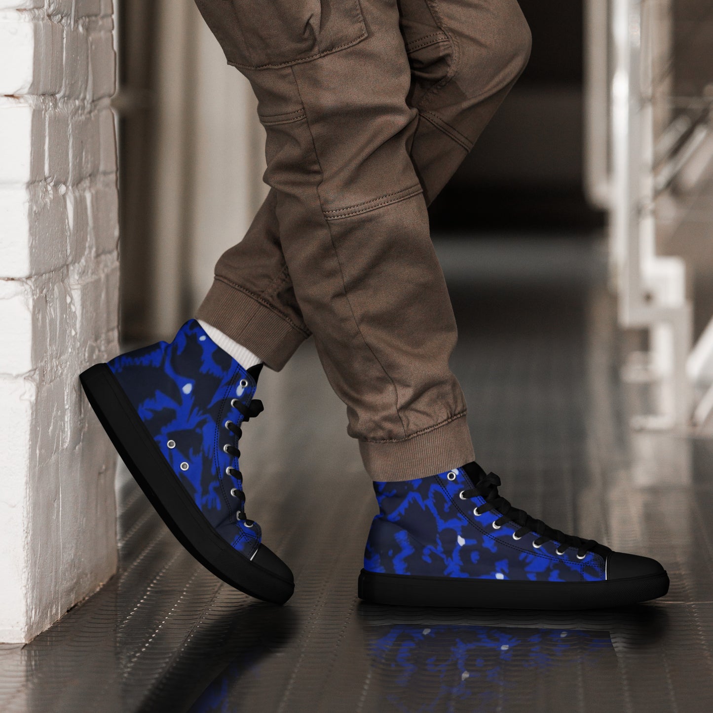 Blue Leopard Men’s high top canvas shoes