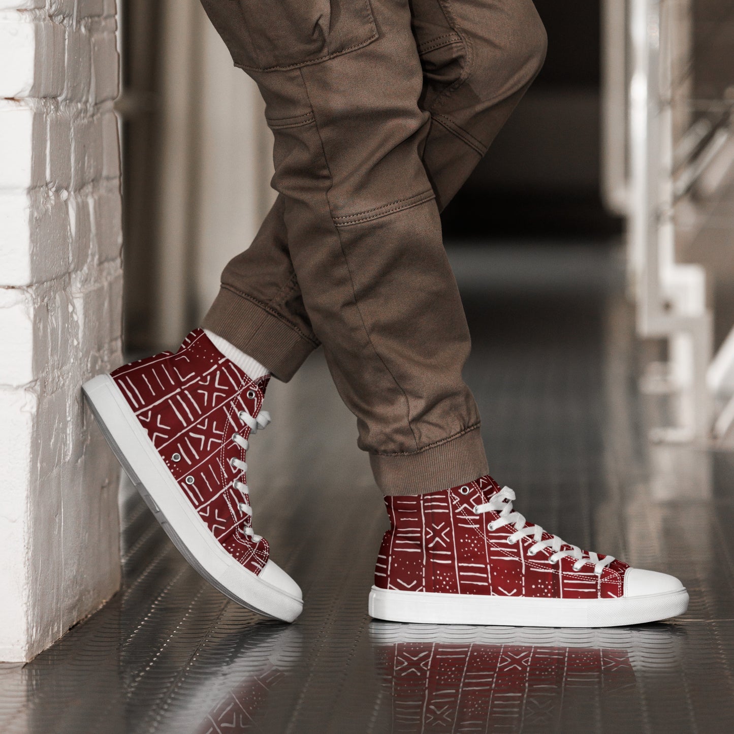 Red White African Print Men’s high top canvas shoes