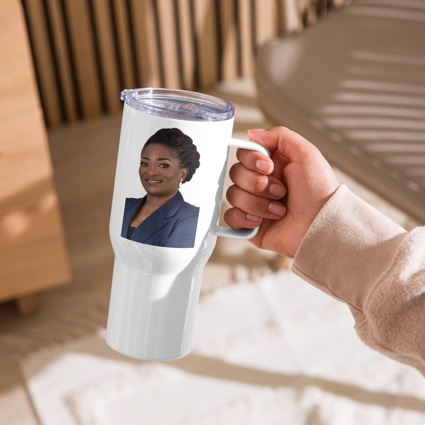 Kiki Travel mug with a handle