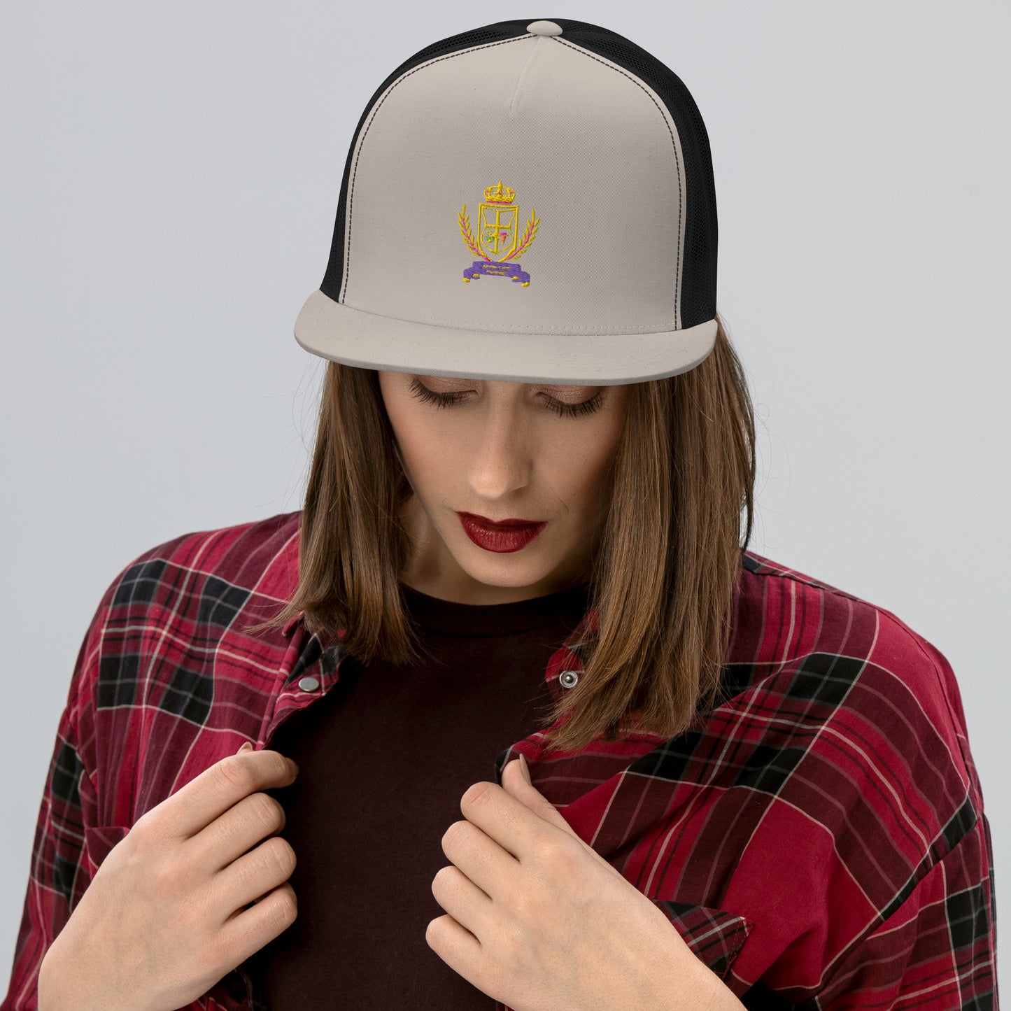 Ilarafes Royal Trucker Cap