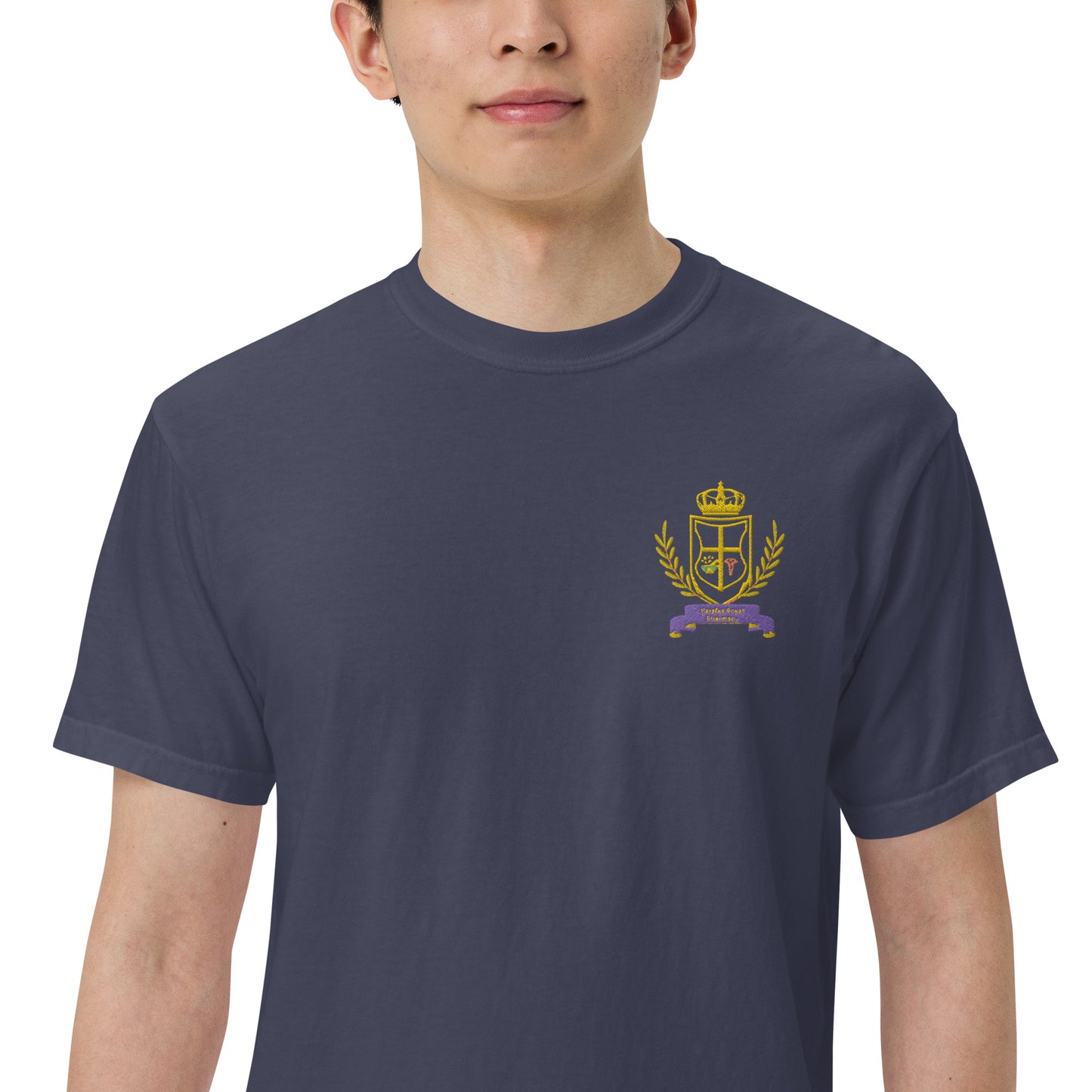 Ilarafes Royal Men’s garment-dyed heavyweight t-shirt